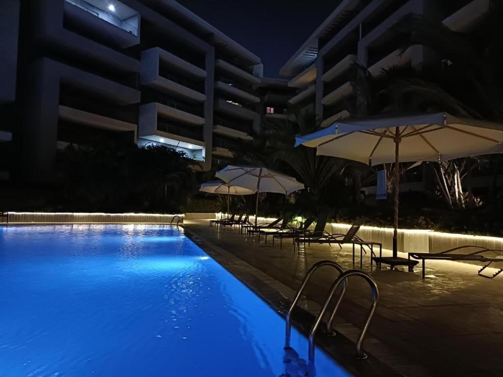Parkside Boutique 3 Bbr Serviced Apartment - Ocean Blue - Near Airport El El Cairo Exterior foto