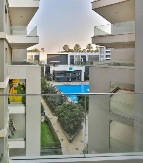 Parkside Boutique 3 Bbr Serviced Apartment - Ocean Blue - Near Airport El El Cairo Exterior foto