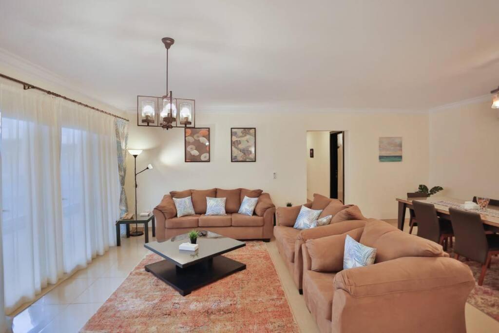 Parkside Boutique 3 Bbr Serviced Apartment - Ocean Blue - Near Airport El El Cairo Exterior foto
